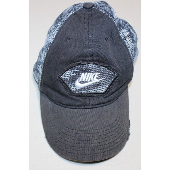 Boys Nike Trucker Mesh Snapback Hat Cap Youth One Size Distressed Camouflage - Picture 1 of 12